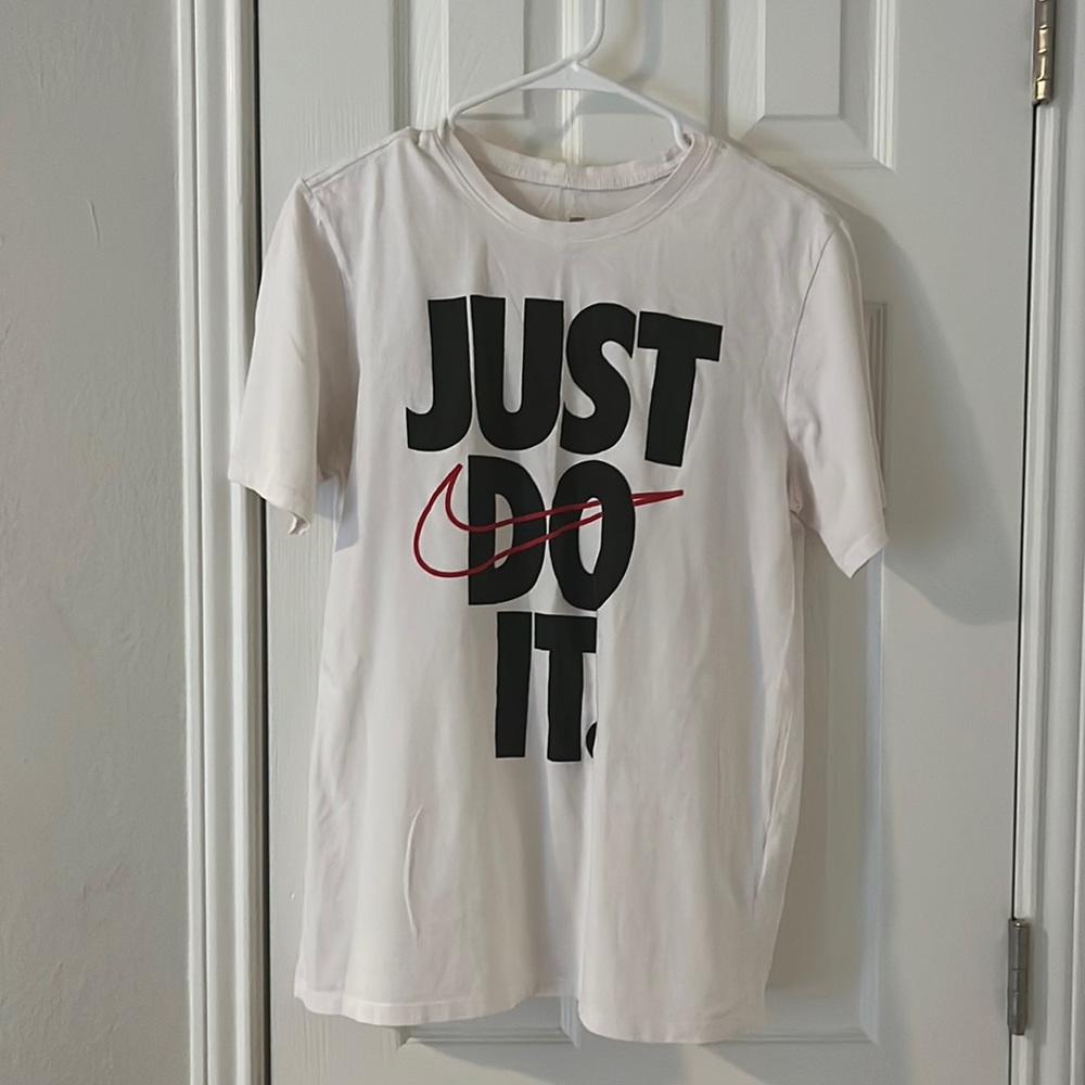 Men nike shirt